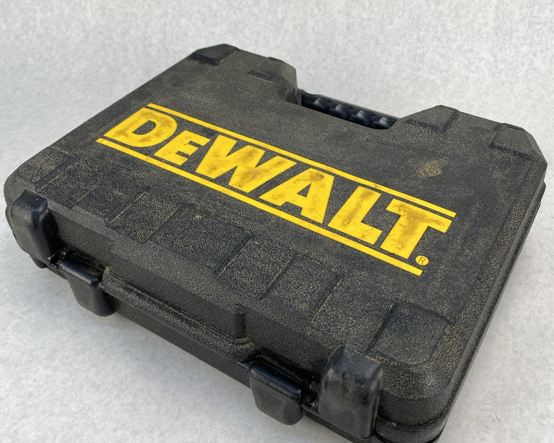 DEWalt 966 VSR Cordless Right angle Drill