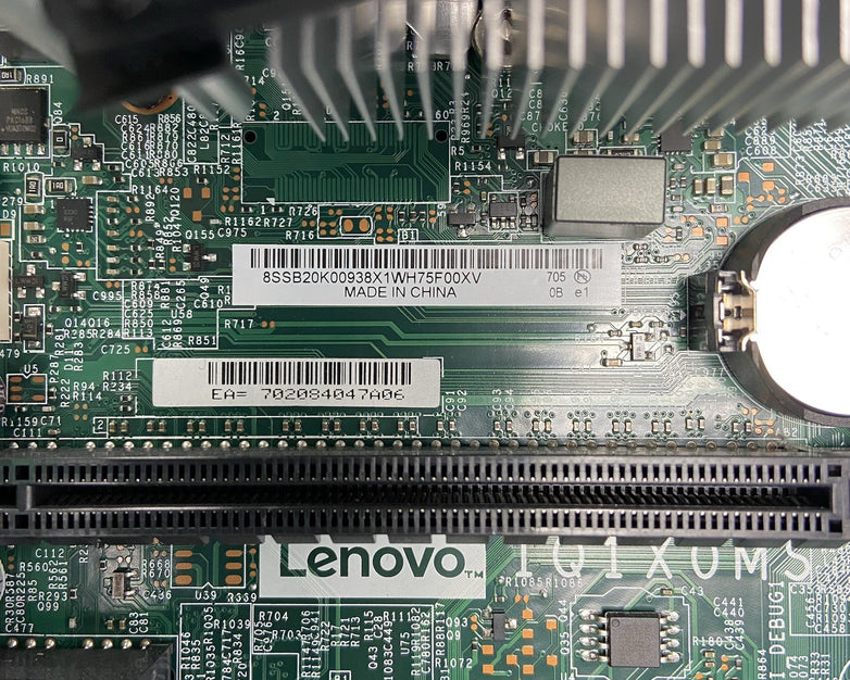 Lenovo ThinkCentre M900 SFF Intel Core i5-6500 3.2GHz 8GB RAM No HDD No OS