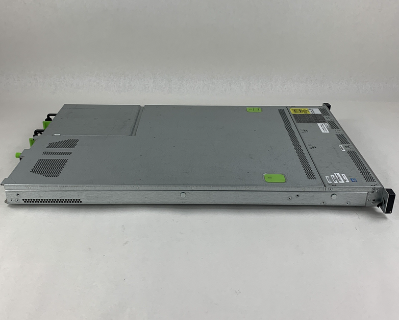 Cisco UCSC-C220-M3SBE Server 2x Xeon E5-2609 2.4 GHz 64 GB RAM No OS No HDD