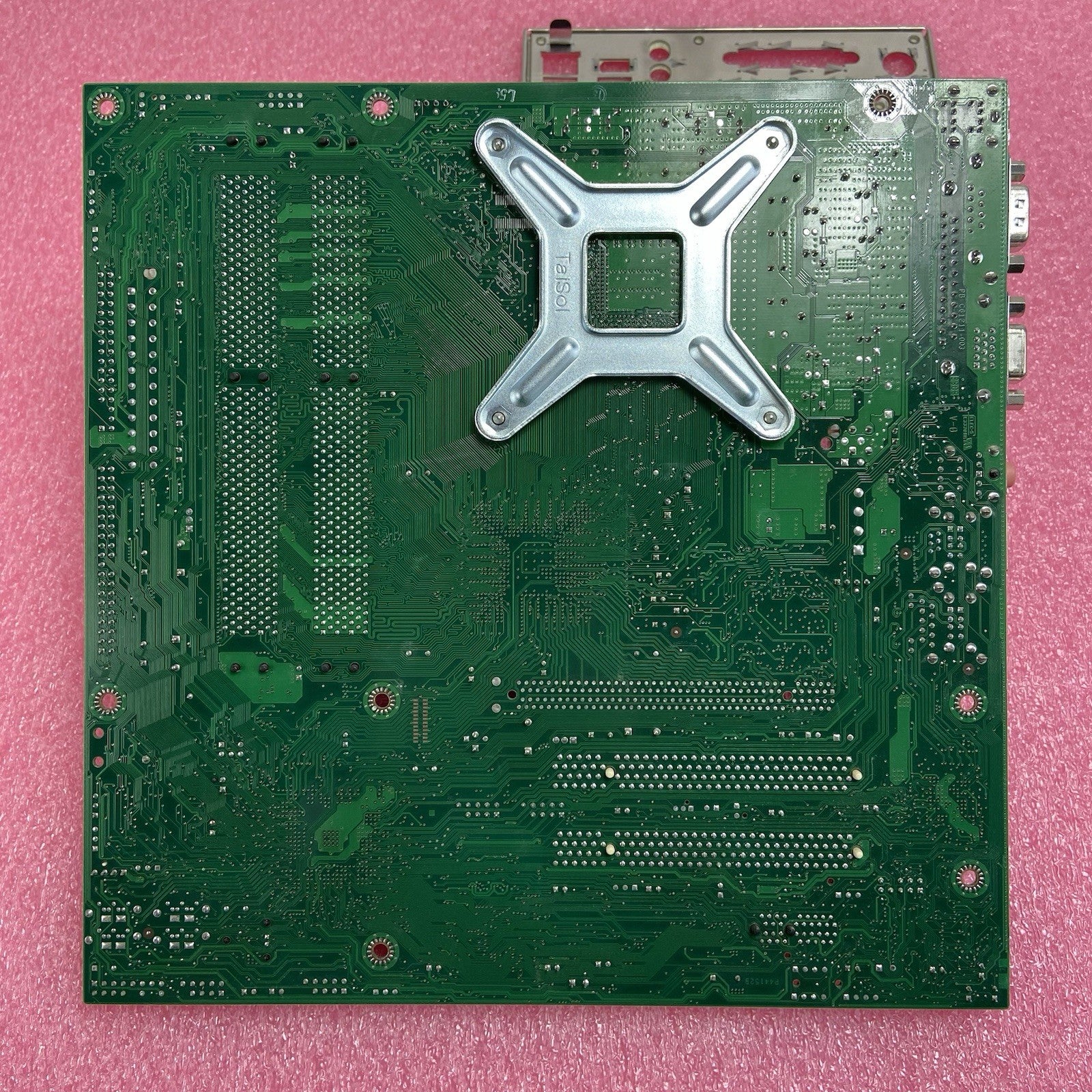 Intel D915GAG Motherboard Intel Pentium 4 2.93GHz 2GB RAM w/IO Shield 7