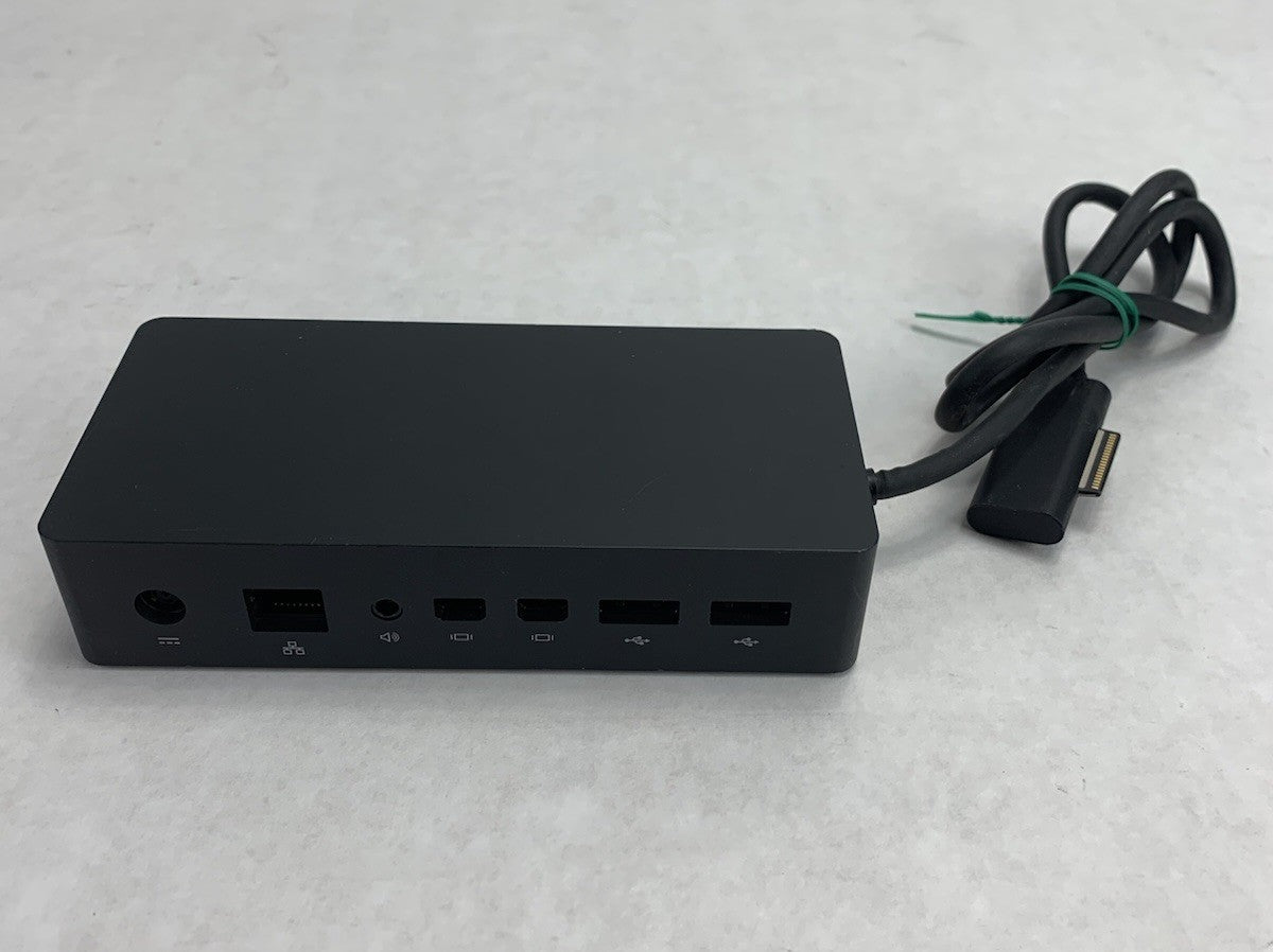 Microsoft 1661 15V 6A Docking Station (Lot of 2)3
