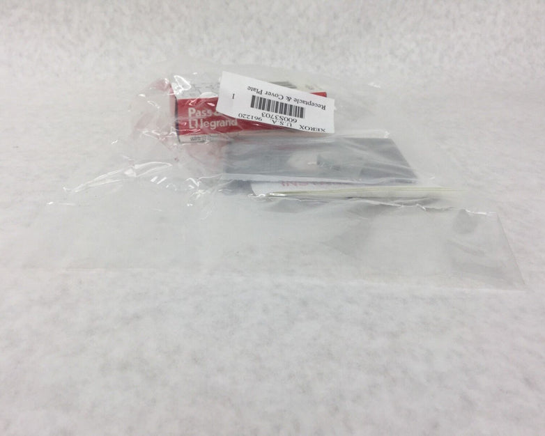XEROX 600S3703 Receptacle & Cover Plate New