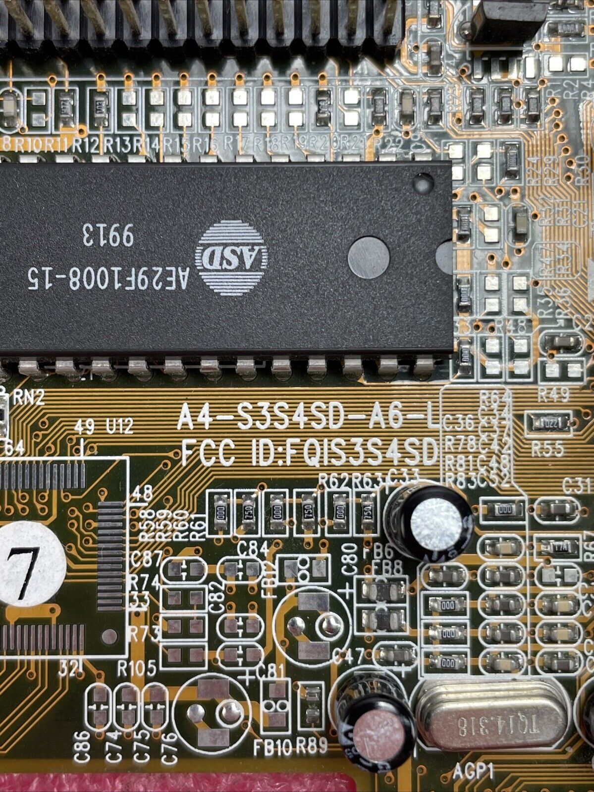 JoyTech A4-S3S4SD-A6-L AGP 16MB RAM AGP Graphics Card