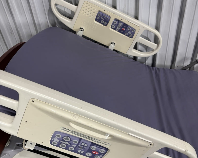 Stryker LD304 Birthing Bed Powers and Lifts Torso Hydraulic Stuck