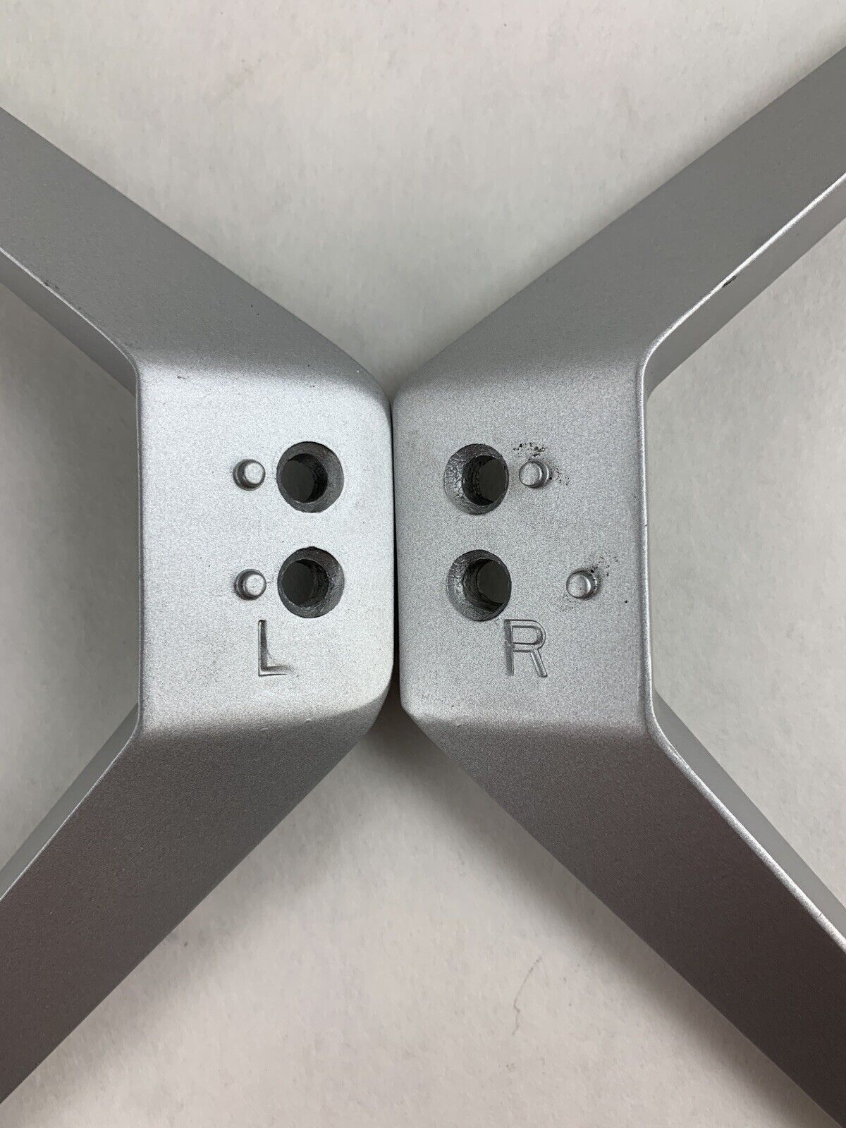 44002556