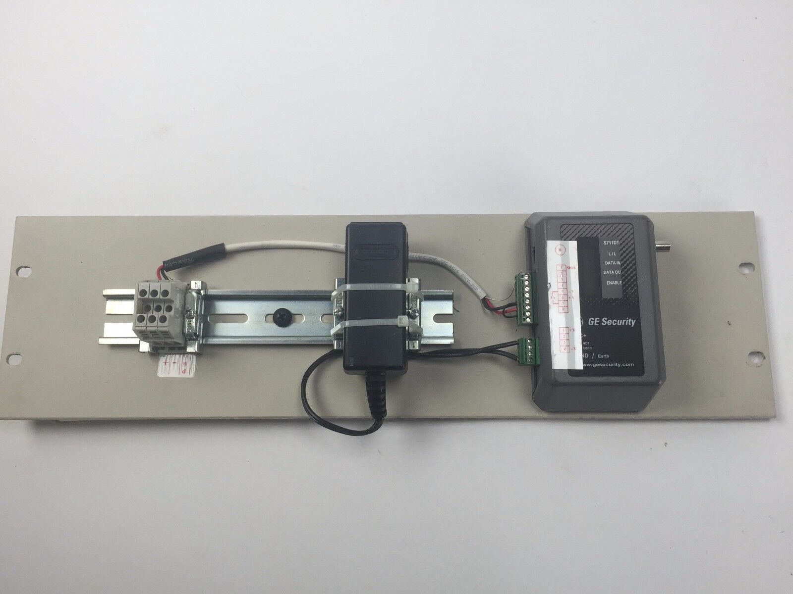 GE Security S711DT-EST1 S711DTEST1 Data Transceiver Repeater