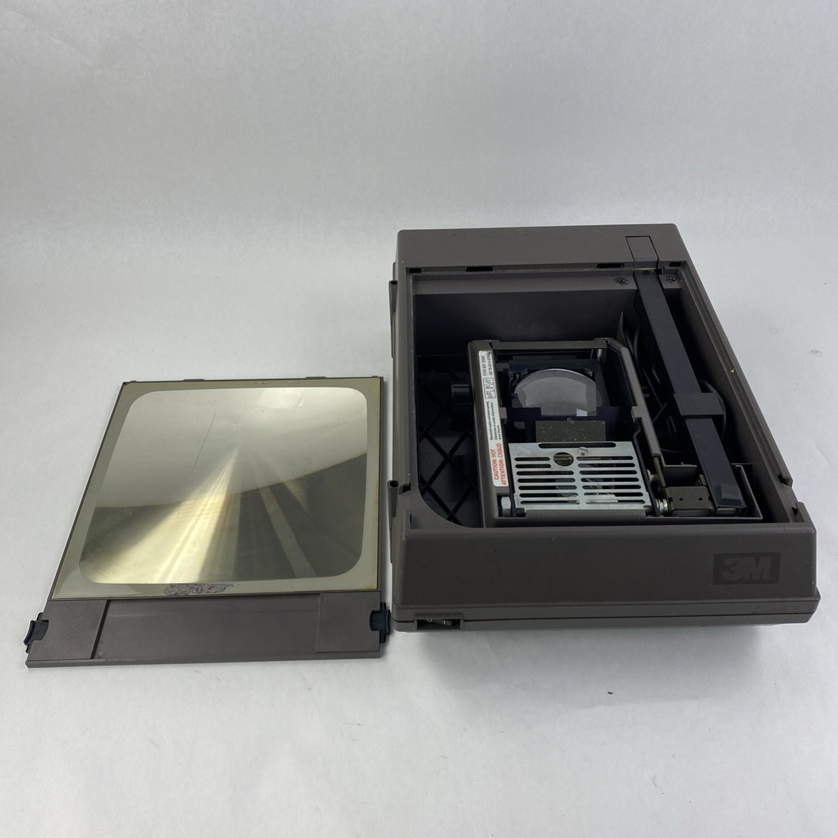 3M 2000 AG Overhead Projector No Bulb Untested2