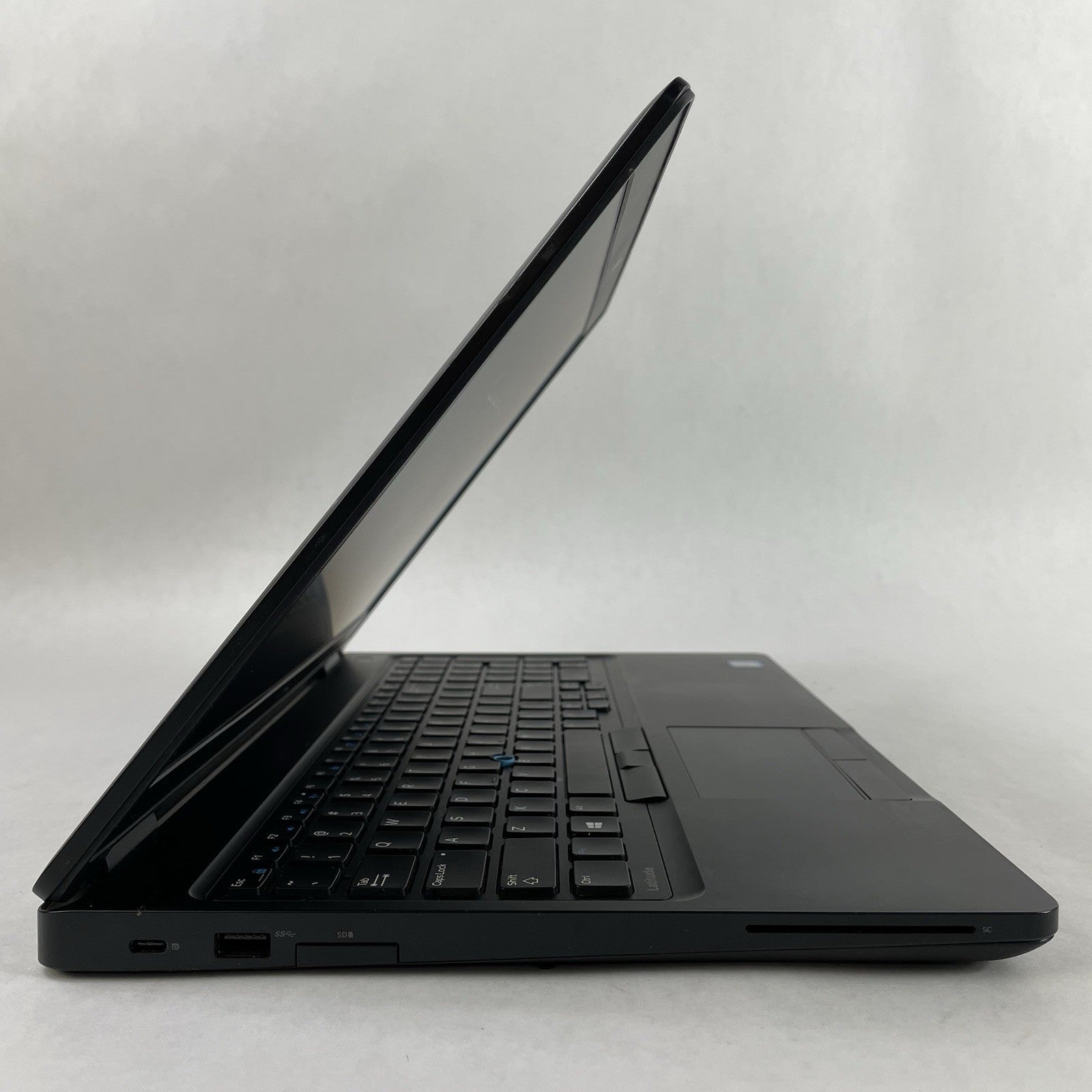 Dell Latitude 5580 15.6" i5-7300U 2.60 GHz 8 GB RAM No SSD/OS/AC/Batt5