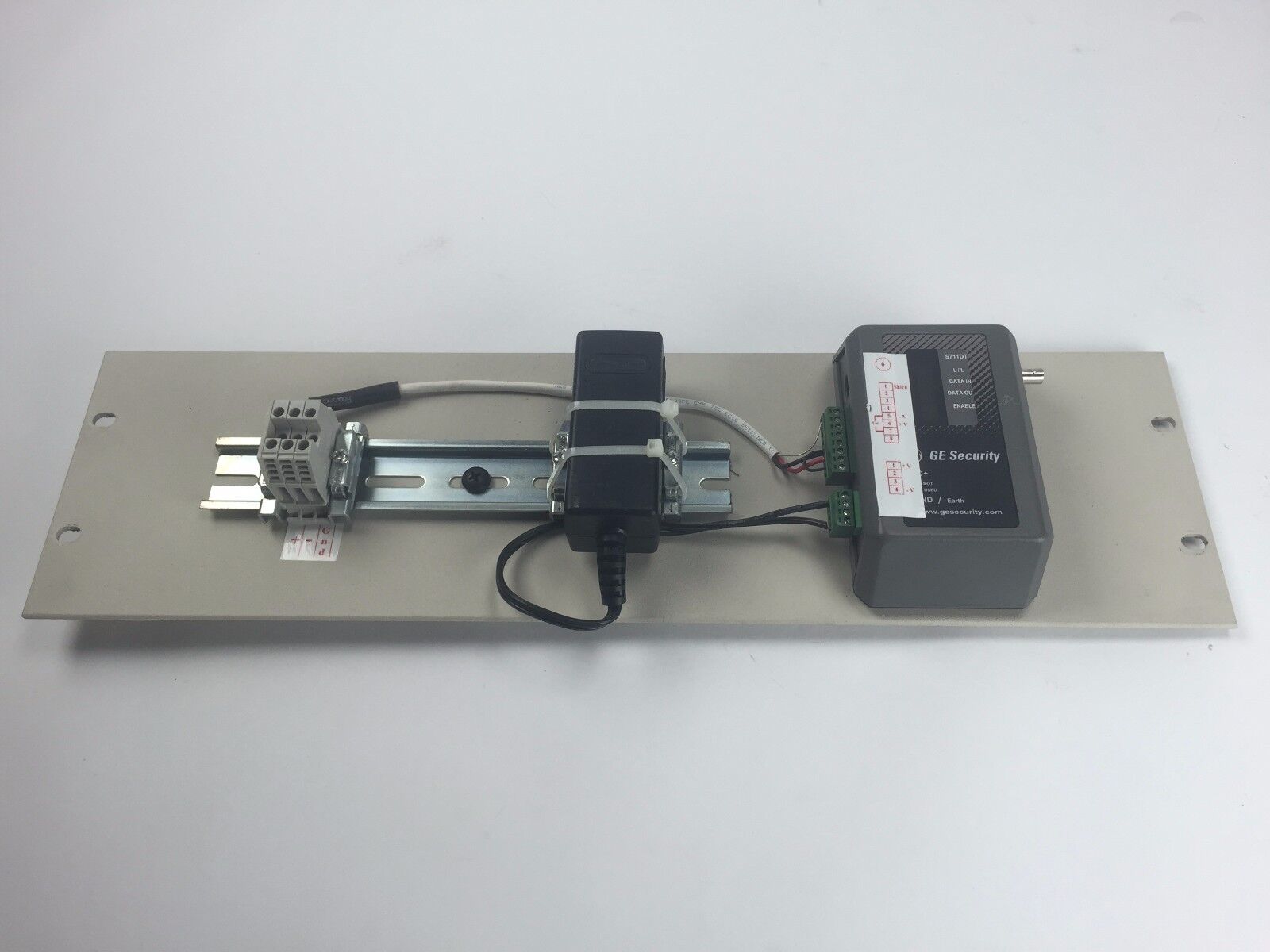 GE Security S711DT-EST1 S711DTEST1 Data Transceiver Repeater