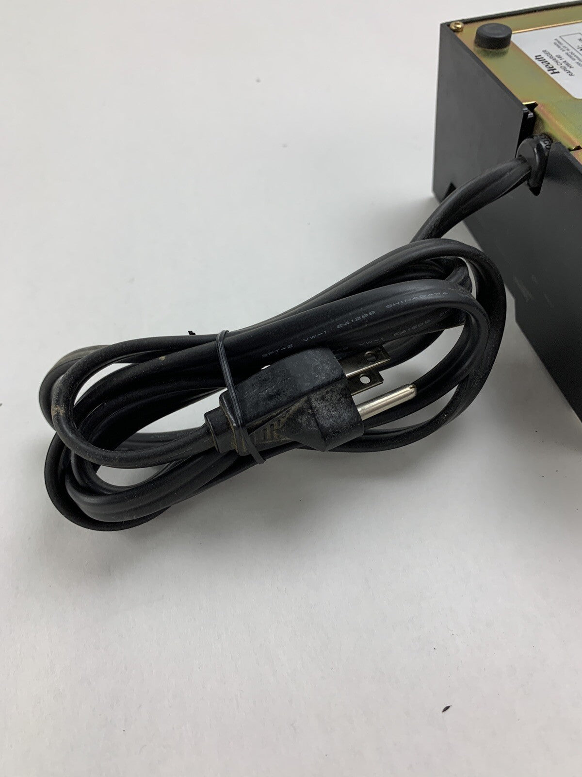 Heath HWA-140  Rapid Charger Input AC 120V 8.8 Watts Output DC 12V 16.5V 150mA
