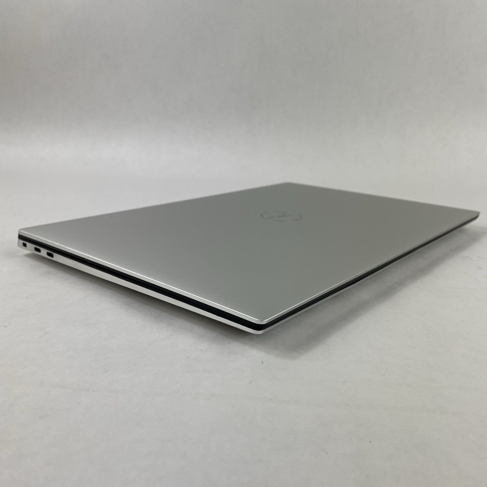 Dell XPS 15 9520 15.6" i7-12700H 2.27 GHz 16 GB RAM RTX 3060TI No SSD/OS/AC8