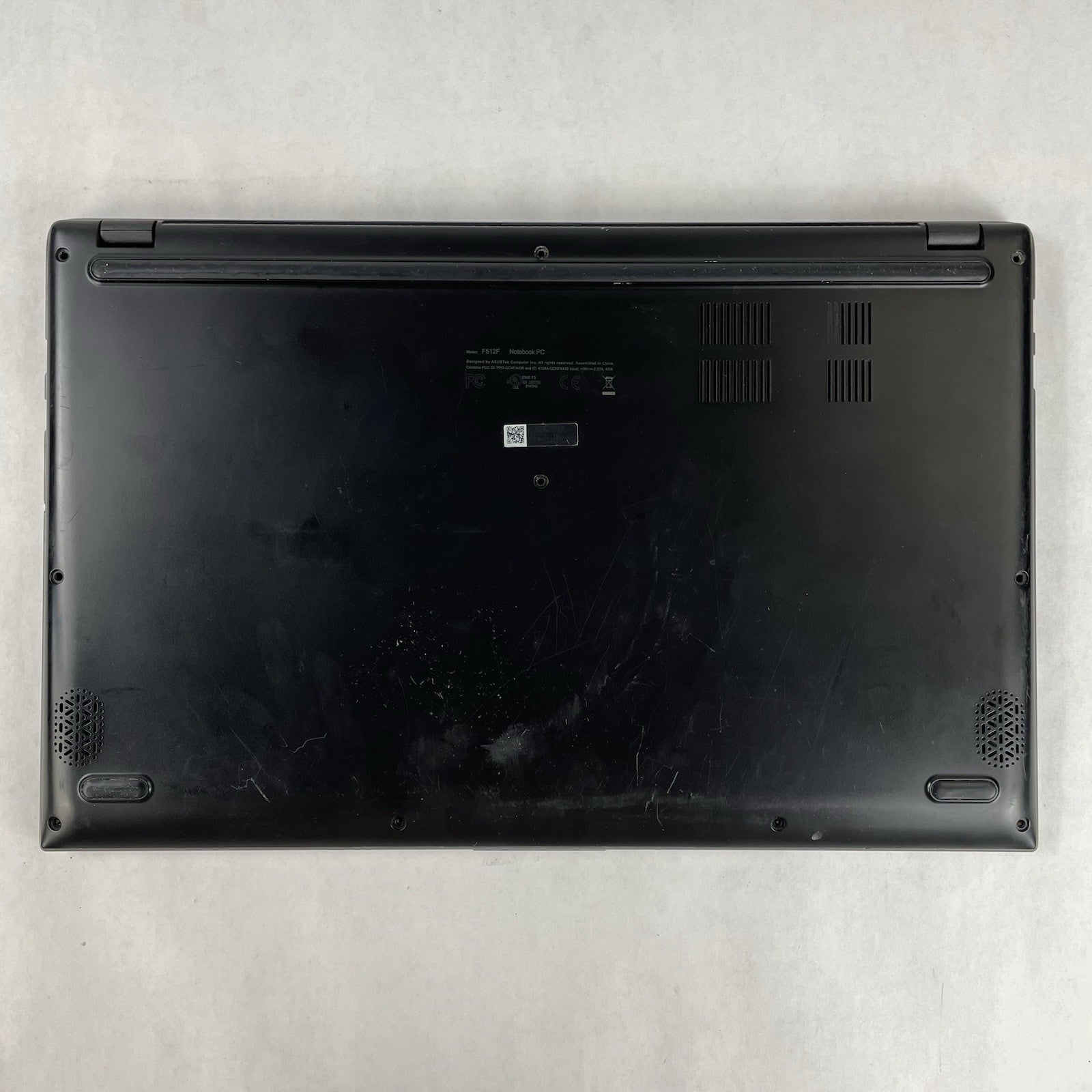 ASUS VivoBook F512F 15.6" i3-8145U 2.10 GHz 8 GB RAM No SSD No OS No AC12