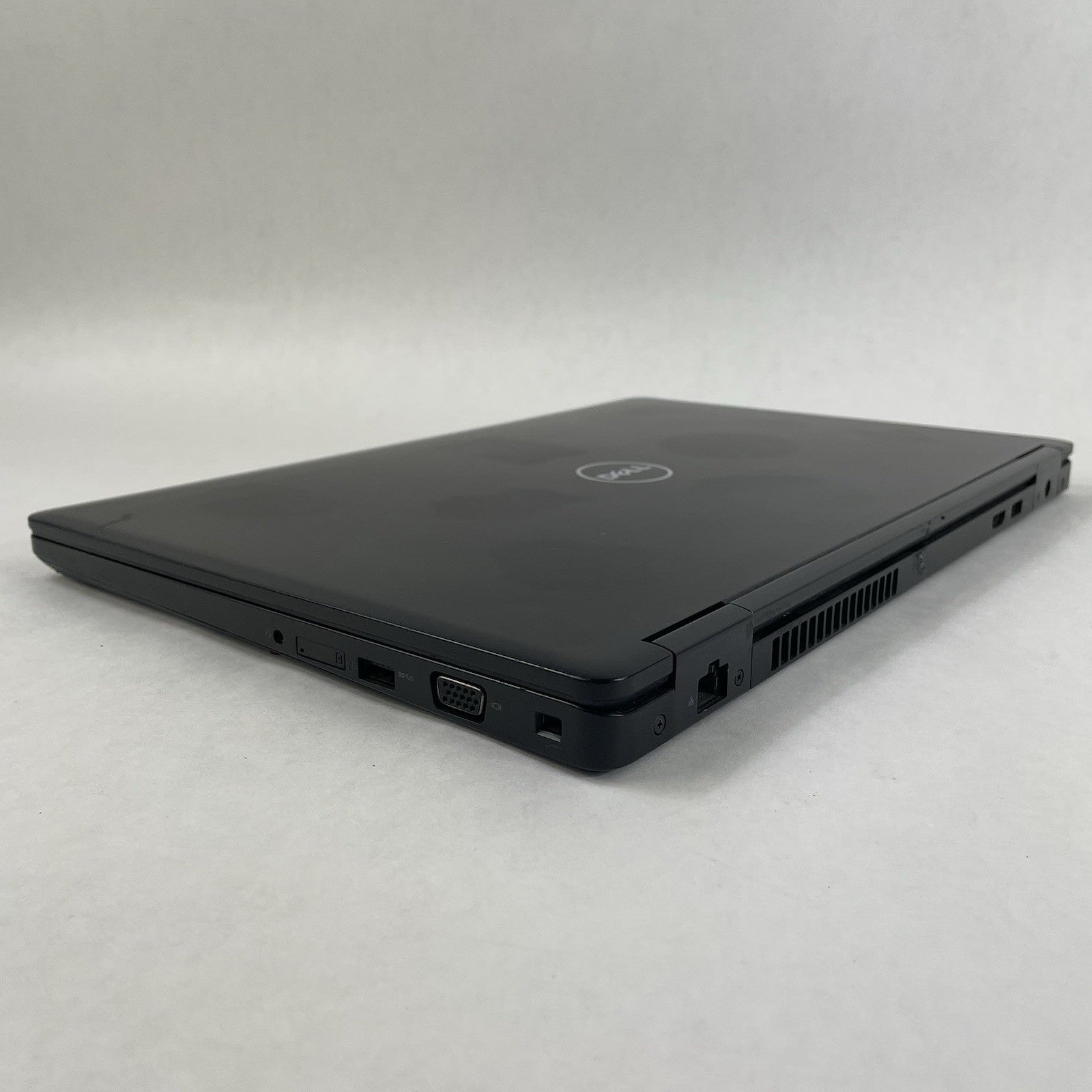 Dell Latitude 5580 15.6" i5-7300U 2.60 GHz 8 GB RAM No SSD/OS/AC12