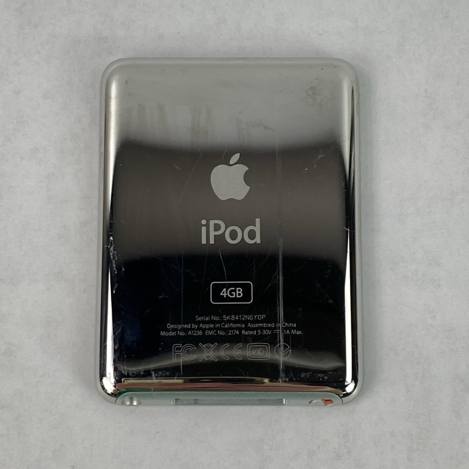 Apple iPod Nano 3rd Gen A1236 4GB Silver v1.1.39