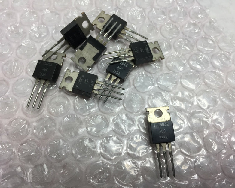 NOS Fairchild 79M08 Regulators   Lot of 8