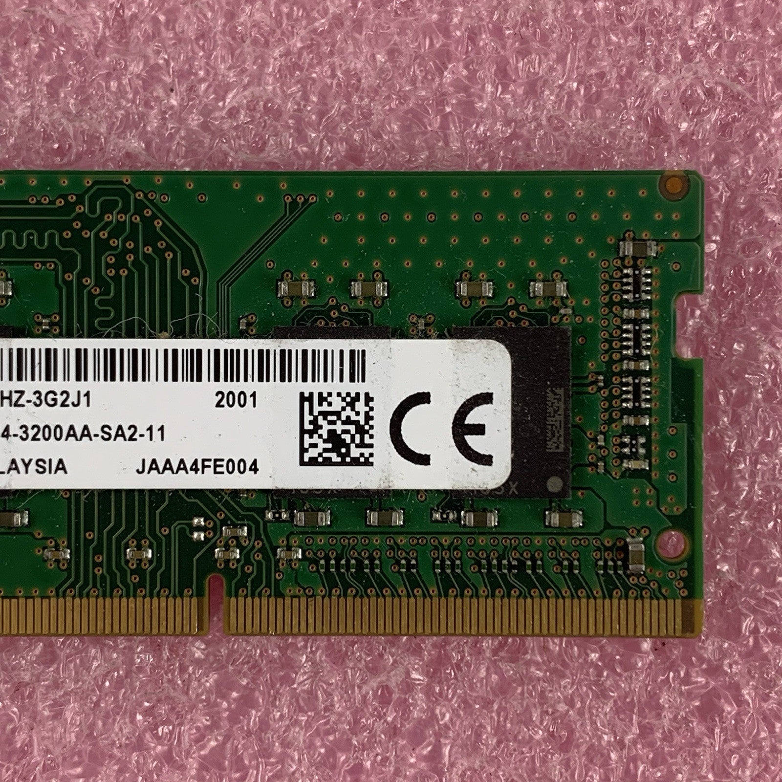 Micron MTA8ATF1G64HZ-3G2J1 8 GB DDR4-3200 PC4-3200AA 260-Pin Laptop Memory Ram3