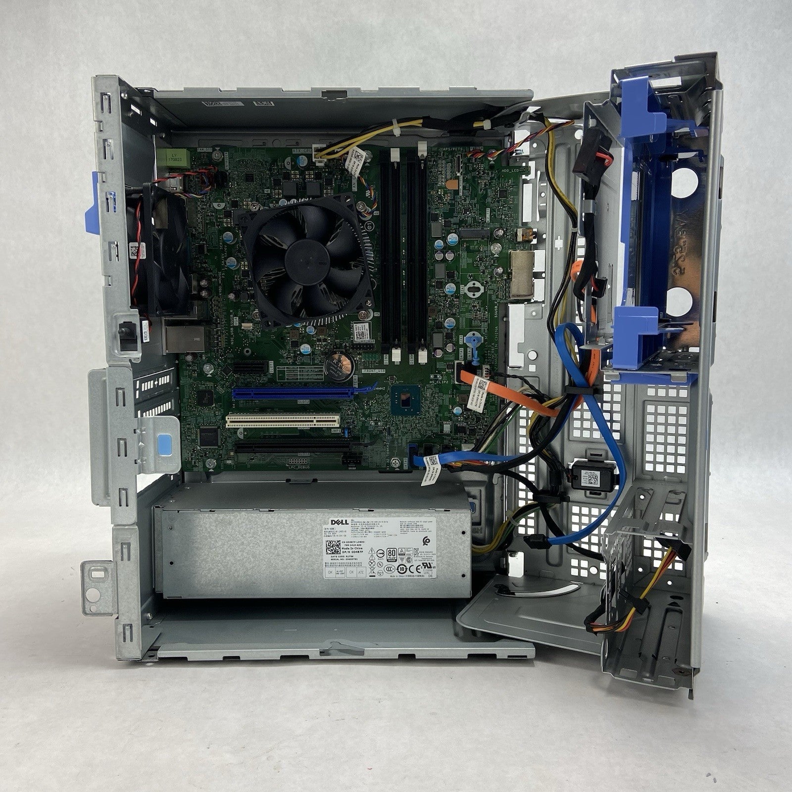 Dell Optiplex 7050 MT Intel Core i7-7700 3.6GHz No RAMHDDOSOD9