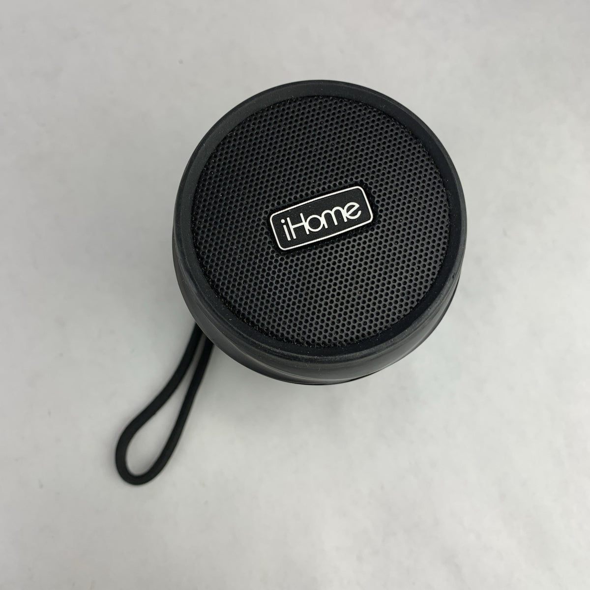 iHome iBT76 Portable LED Color-Changing Bluetooth Speaker - No Charger - Tested1