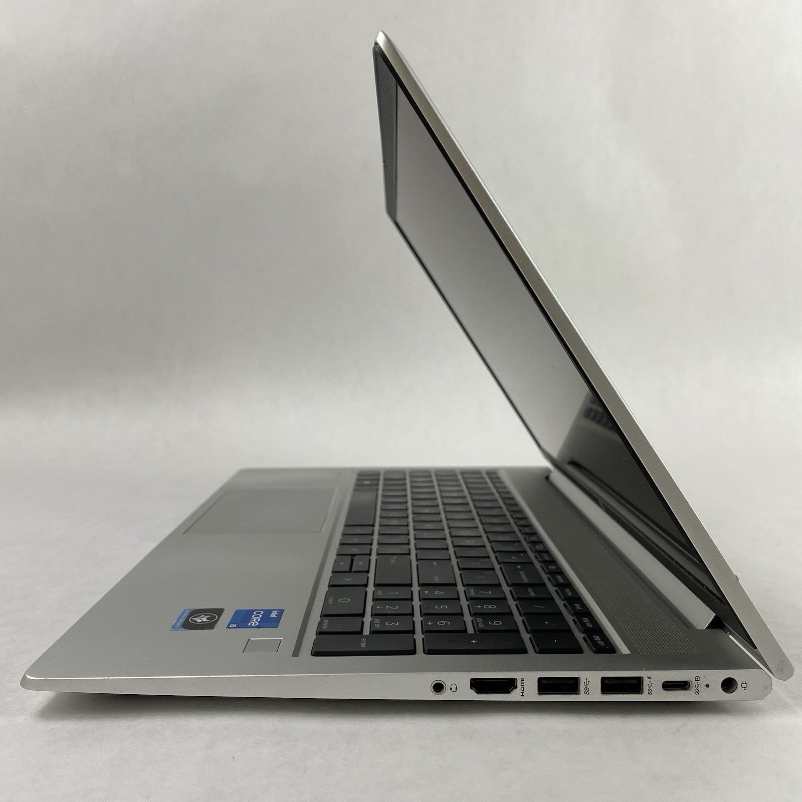 HP ProBook 450 G8 15.6" i5-1135G7 2.40 GHz 8 GB RAM No SSD/OS/AC - Worn5