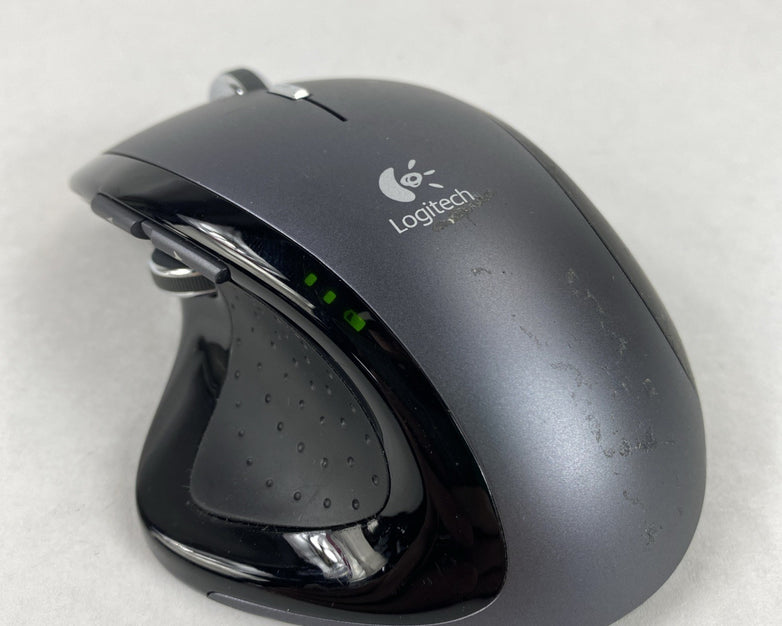 Logitech M-RBQ124 Wireless Mouse w/ Charging Station Untested