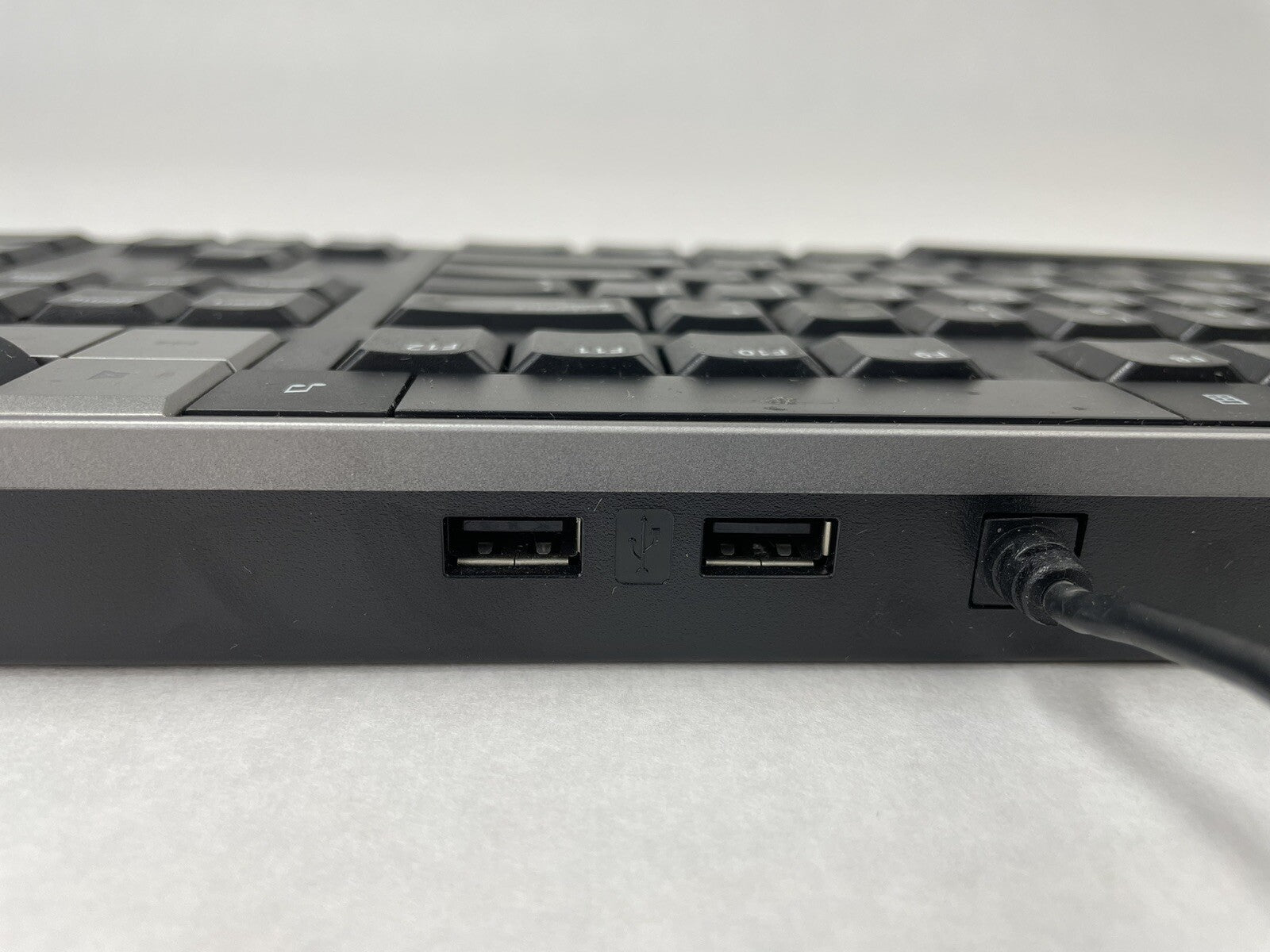 Dell Y-U0003-DEL5 USB Multimedia Keyboard W/ 2 USB Ports U473D Lot of 15