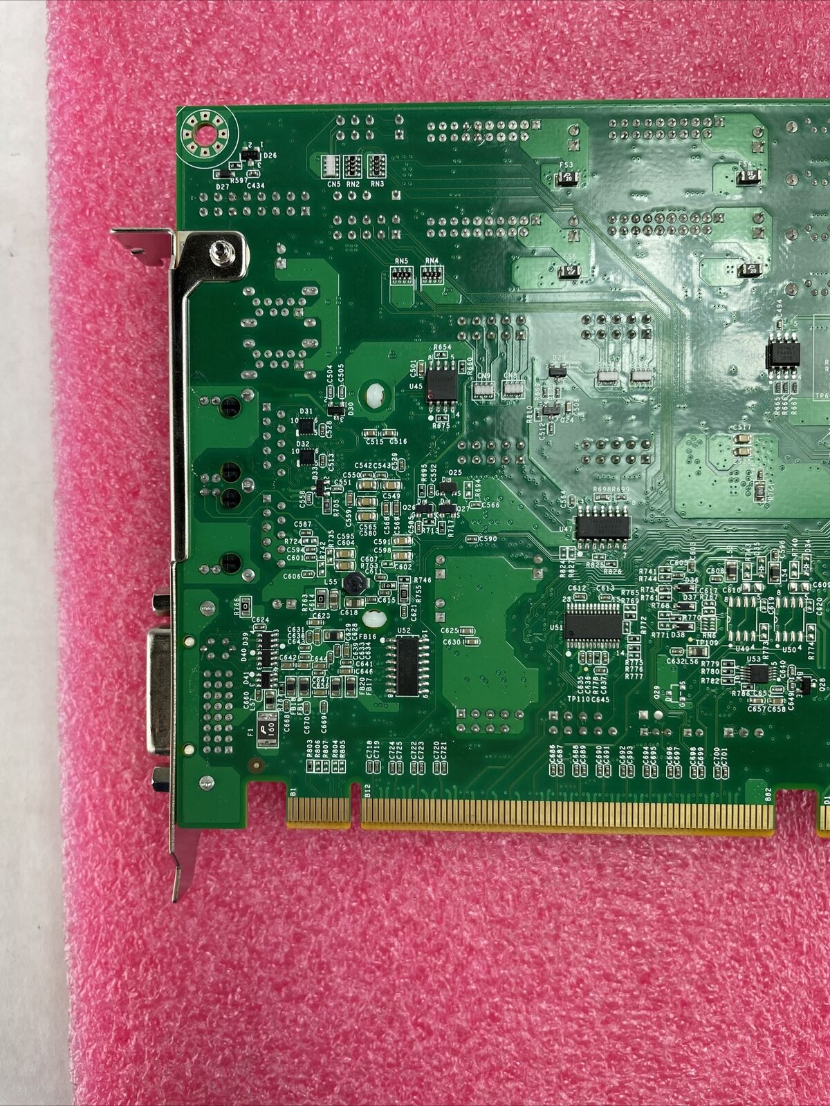 ROBO-8113VG2AR-Q170 200 Single Board Computer Intel i7-7770 3.6GHz 4GB RAM