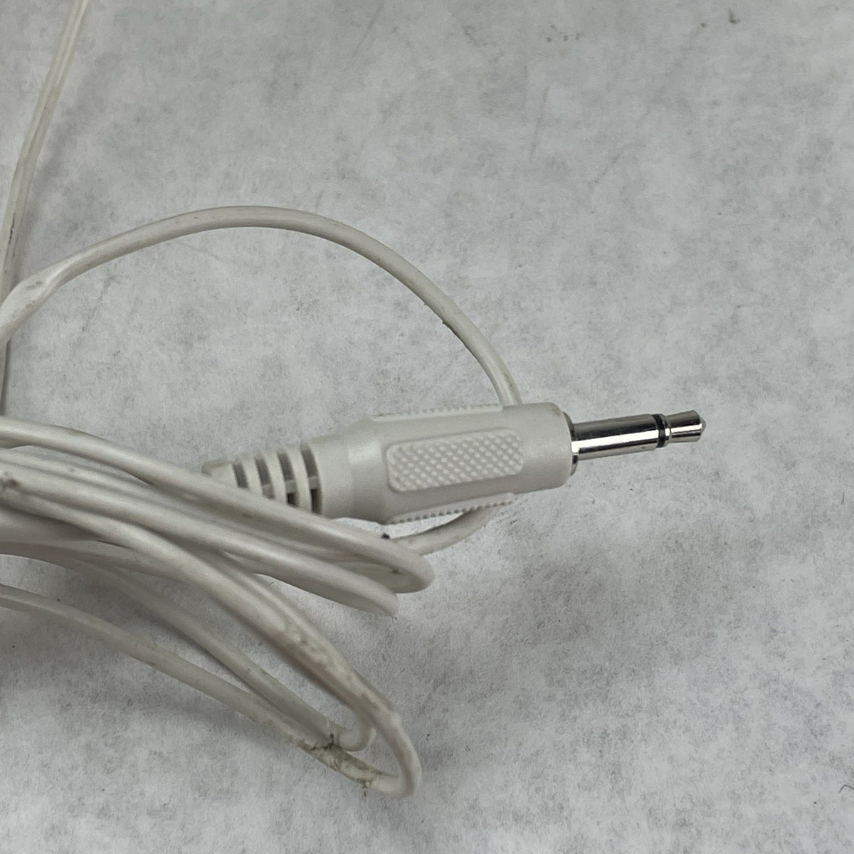 Creative Soundworks SBS20 Tested With Power Cord8