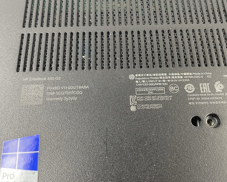 HP EliteBook 850 G3 15.6" i7-6600U 2.60 GHz 16 GB RAM No SSD/OS/AC - Bad Bottom