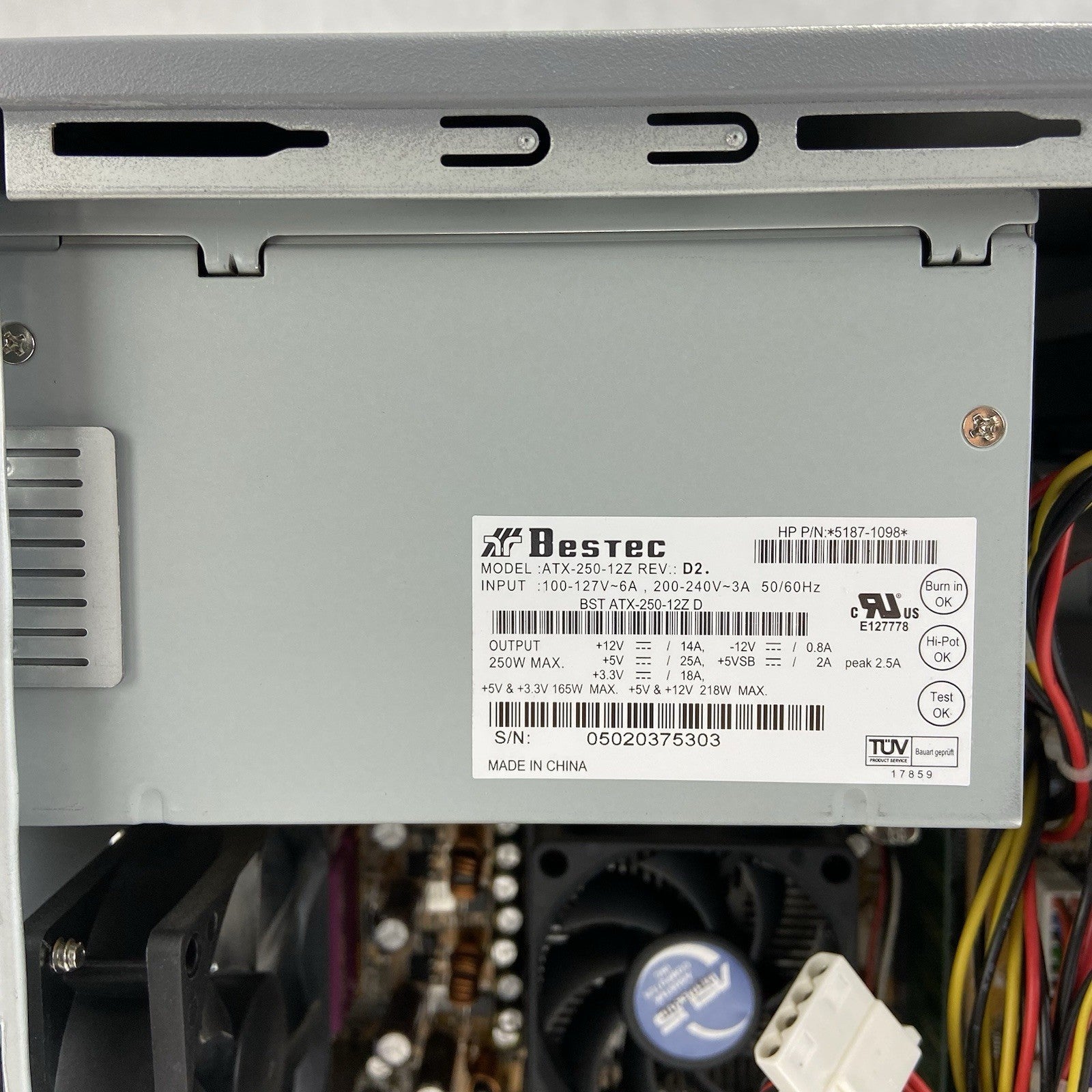 HP Pavilion A1110N MT Intel Celeron 3.06GHz 512MB RAM No HDD No OS9