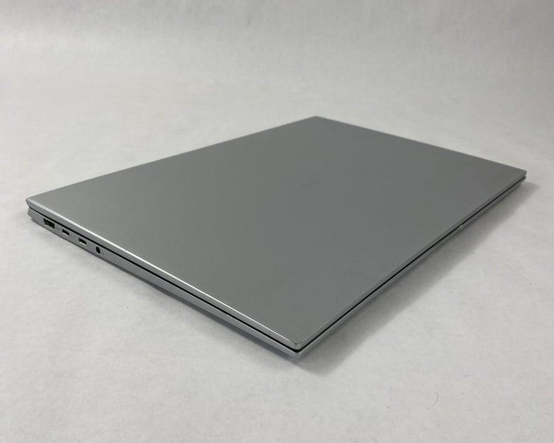 LG Gram 17Z90P-N.APS5U1 Intel Core i7-1165G7 2.80 GHz 16 GB RAM 17" No SSD No OS