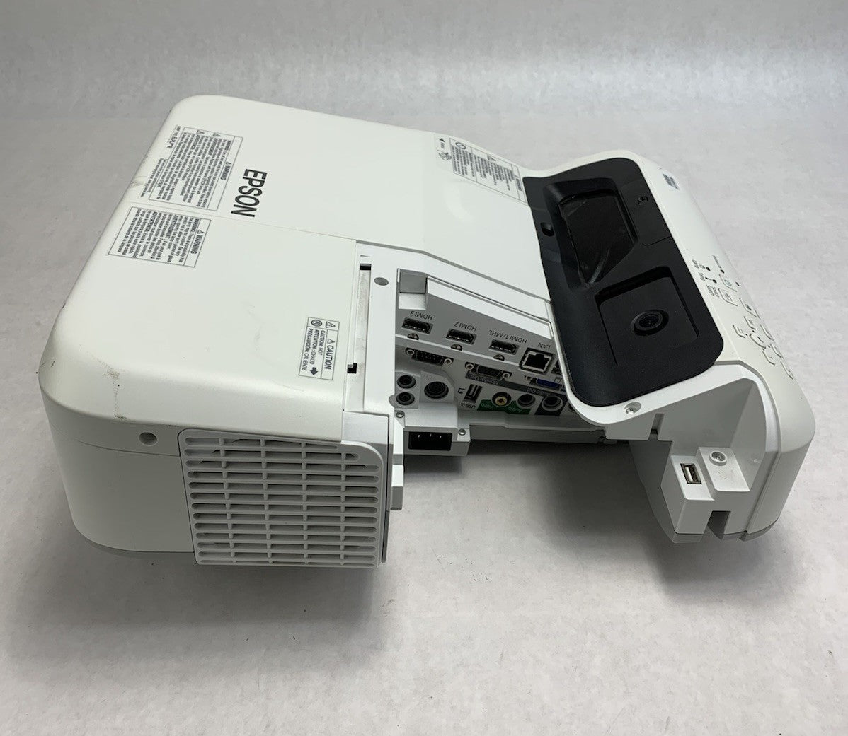 Epson PowerLite 695Wi H740A LCD Lamp Projector 601 Lamp Hours - No Remote2