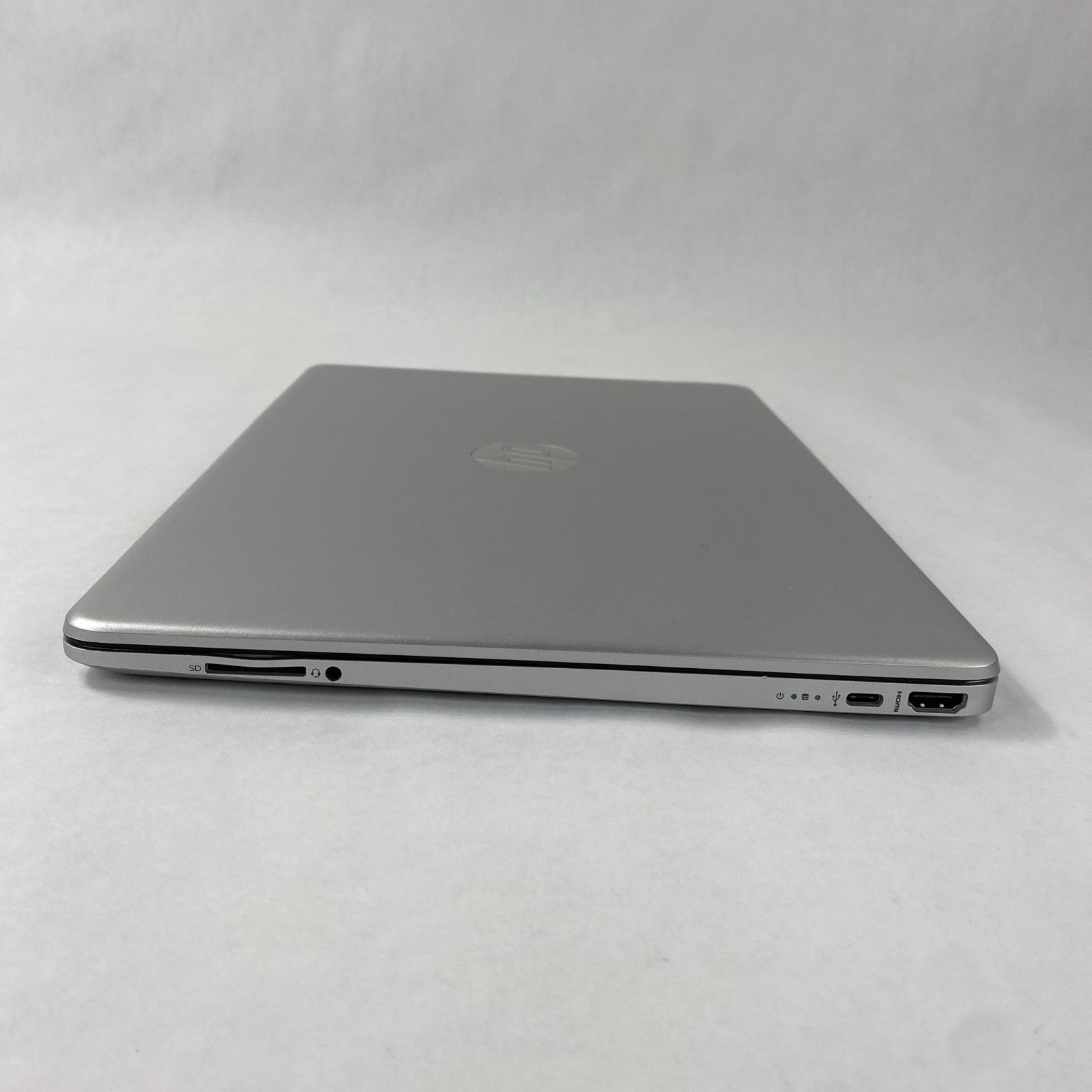 HP Laptop 15-dy1043dx 15.6" Touch Core i5-1035G1 1.00 GHz 16 GB RAM No SSD No OS