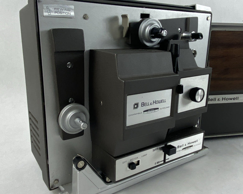 Bell & Howell Autoload 8MM Super 8 456A Movie Projector Lamp Does Not Work