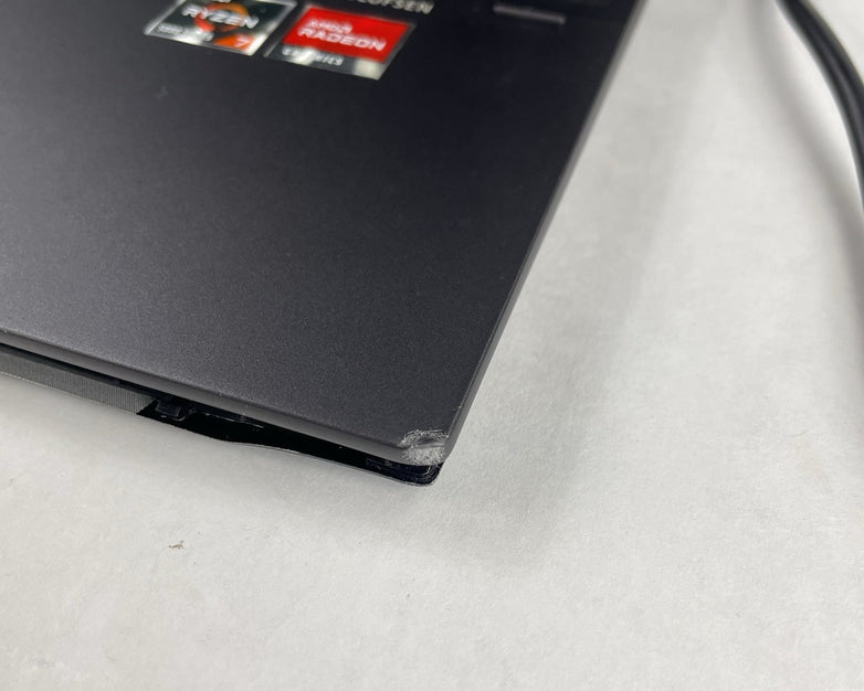 HP Envy x360 15.6" Ryzen 7 5700U 1.80 GHz 16 GB RAM No SSD/OS/AC - Bottom Panel