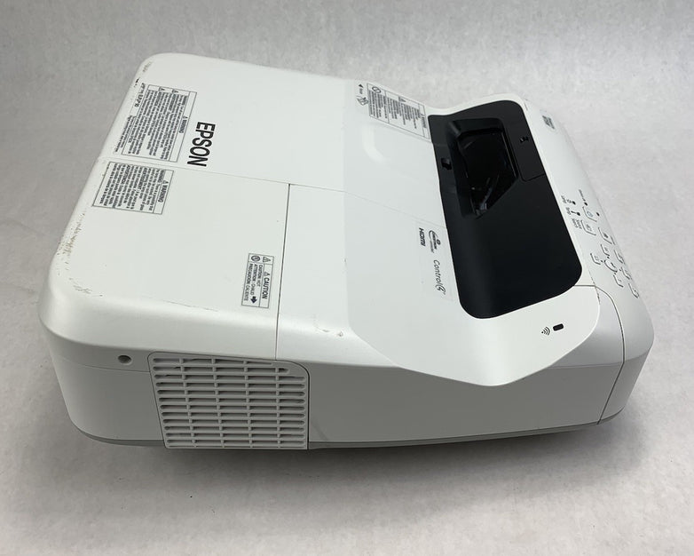 Epson H745A BrightLink 675W LCD Projector No Remote 1116 Lamp Hours