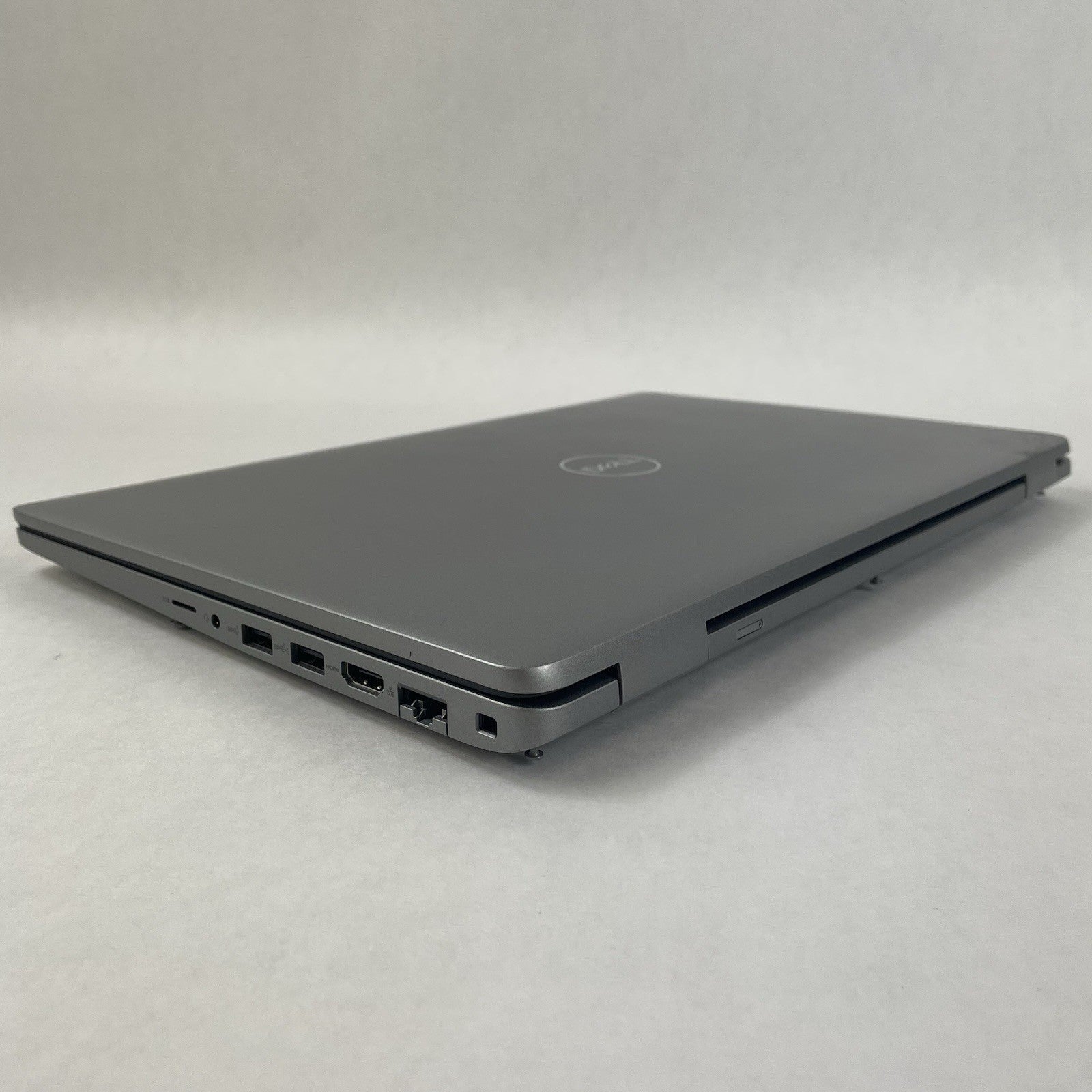 Dell Latitude 5540 15.6" i5-1345U 4.35 GHz 8 GB RAM No SSD/OS/AC10