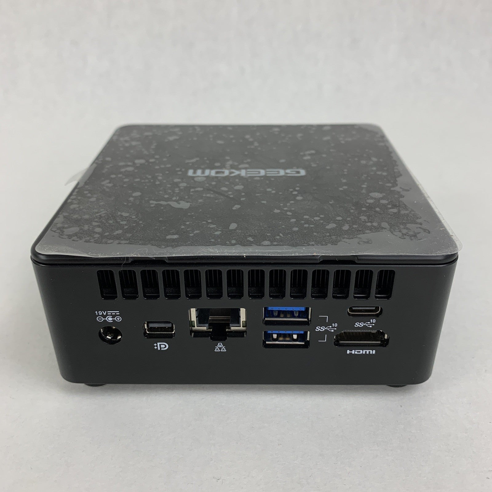 Geekom GM08i5T Mini PC Intel i5-8279U 2.4 GHz 16 GB RAM No OS No HDD No AC