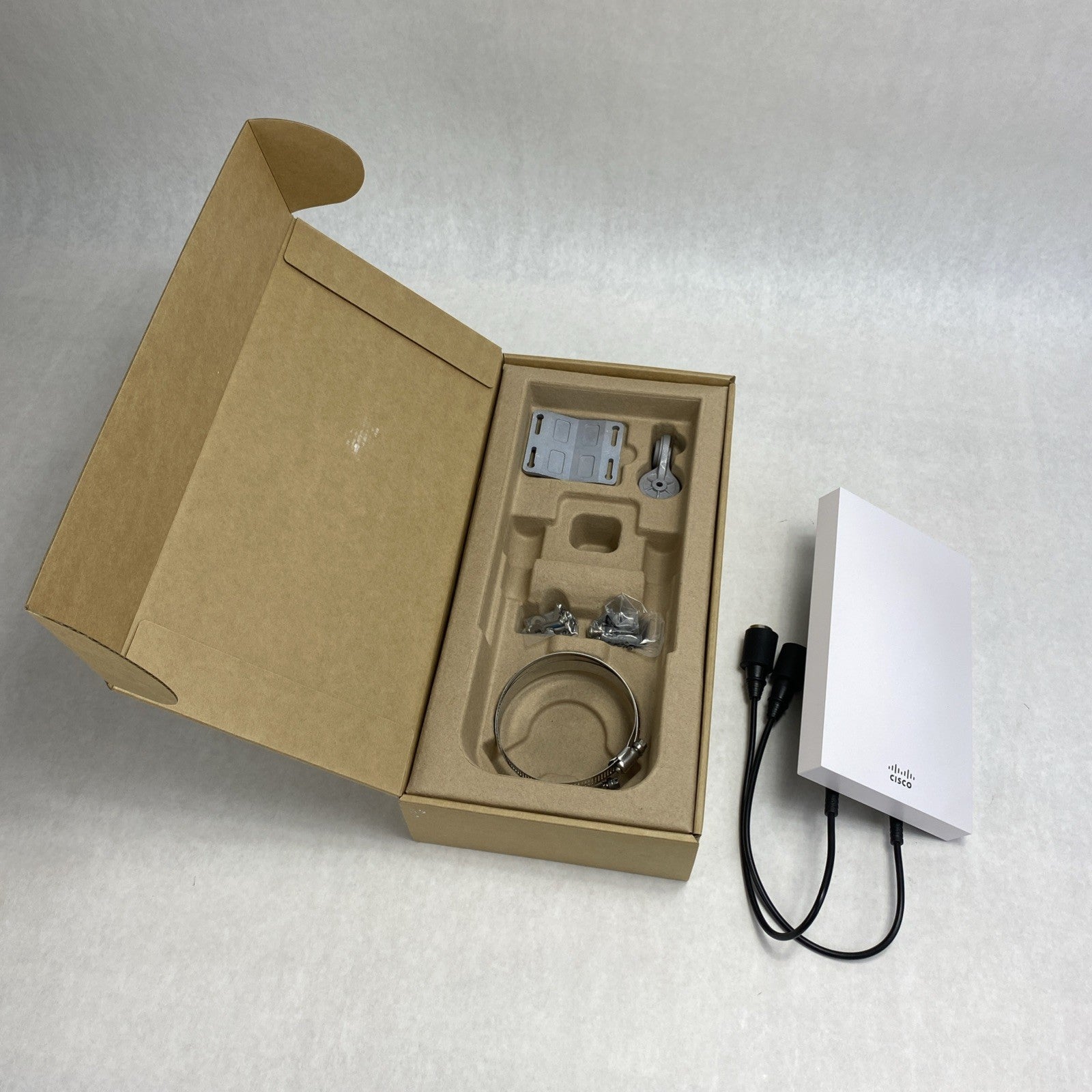 Cisco Meraki MA-ANT-27 A10-10070 MIMO Dual Band Sector Antenna 2.4GHz to 5GHz4