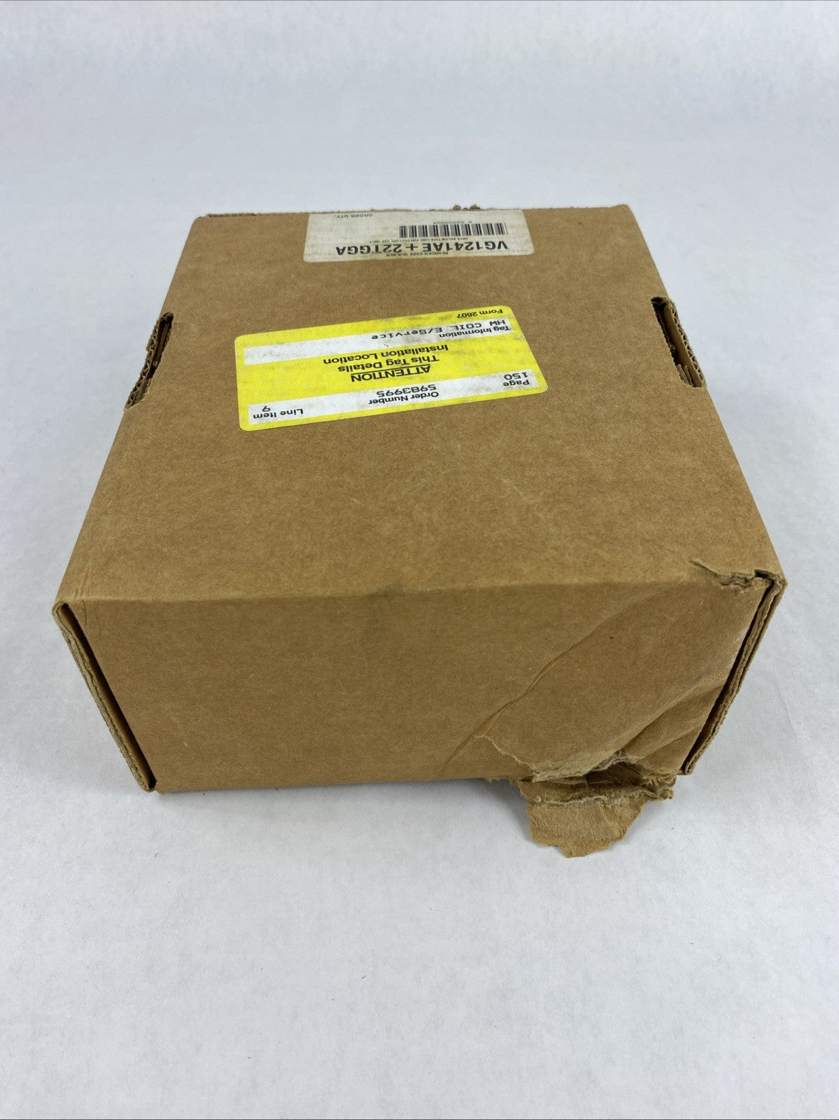 Johnson Controls VG1241AE + 22TGGA 1/2" 2W Ball Valve5
