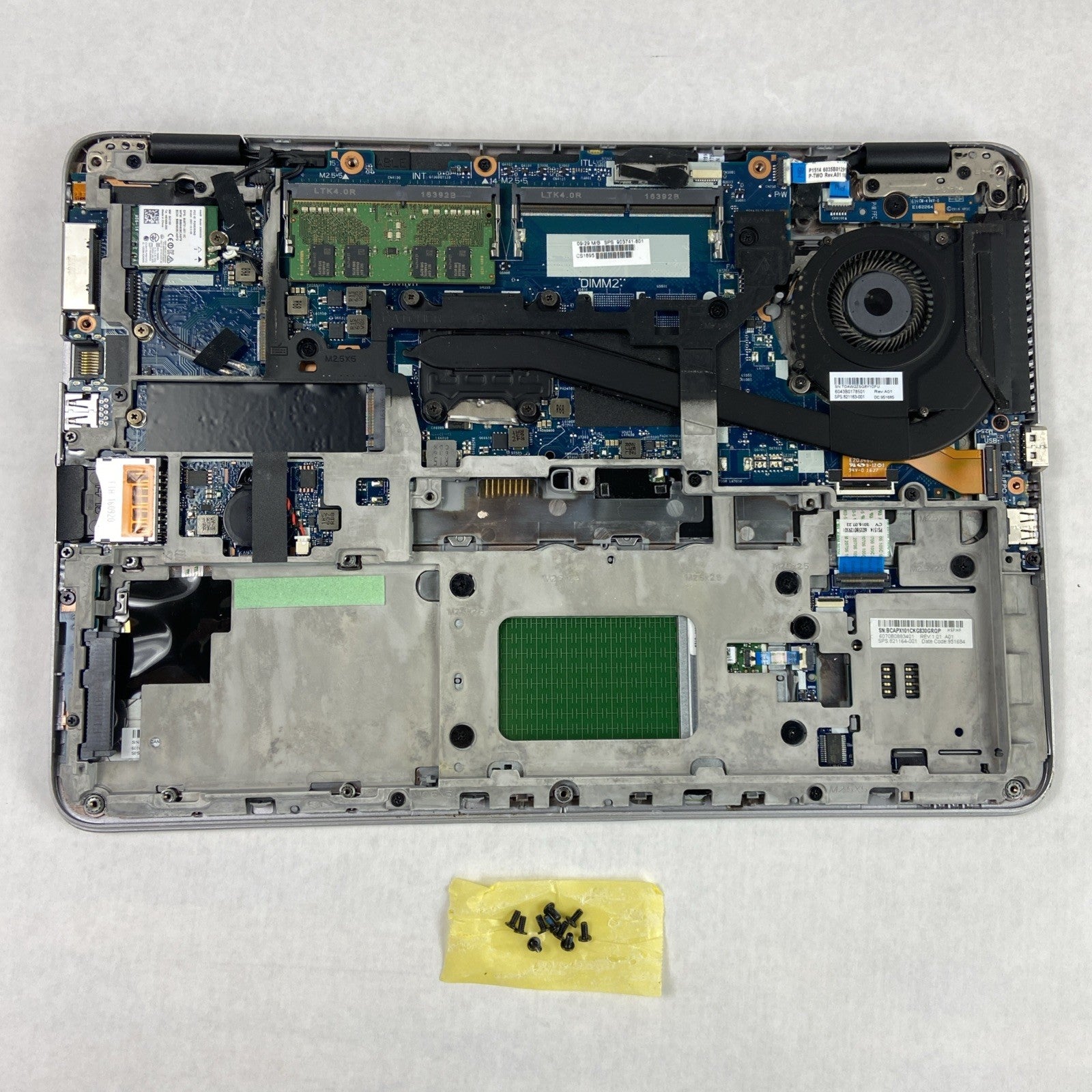 HP EliteBook 840 G3 Core i5-6300U 2.4 GHz 8GB RAM 14" No Battery No HDD No OS