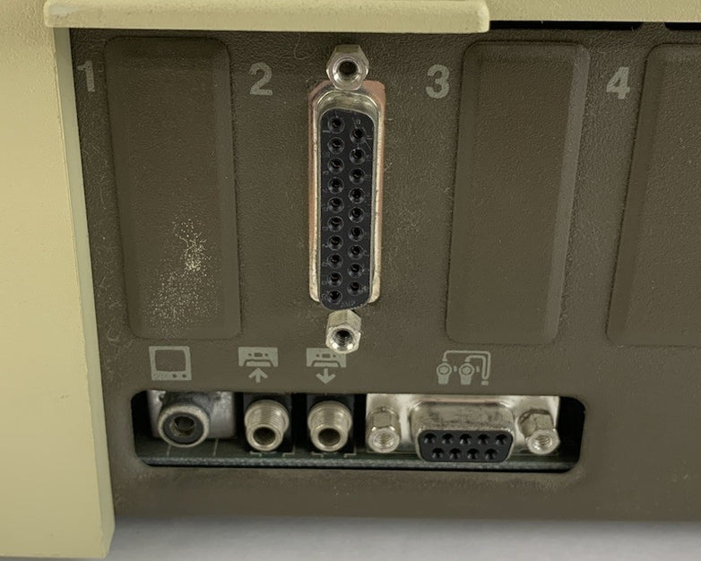 Apple IIe A2S2064 Vintage Personal Computer - Tested Missing Keys