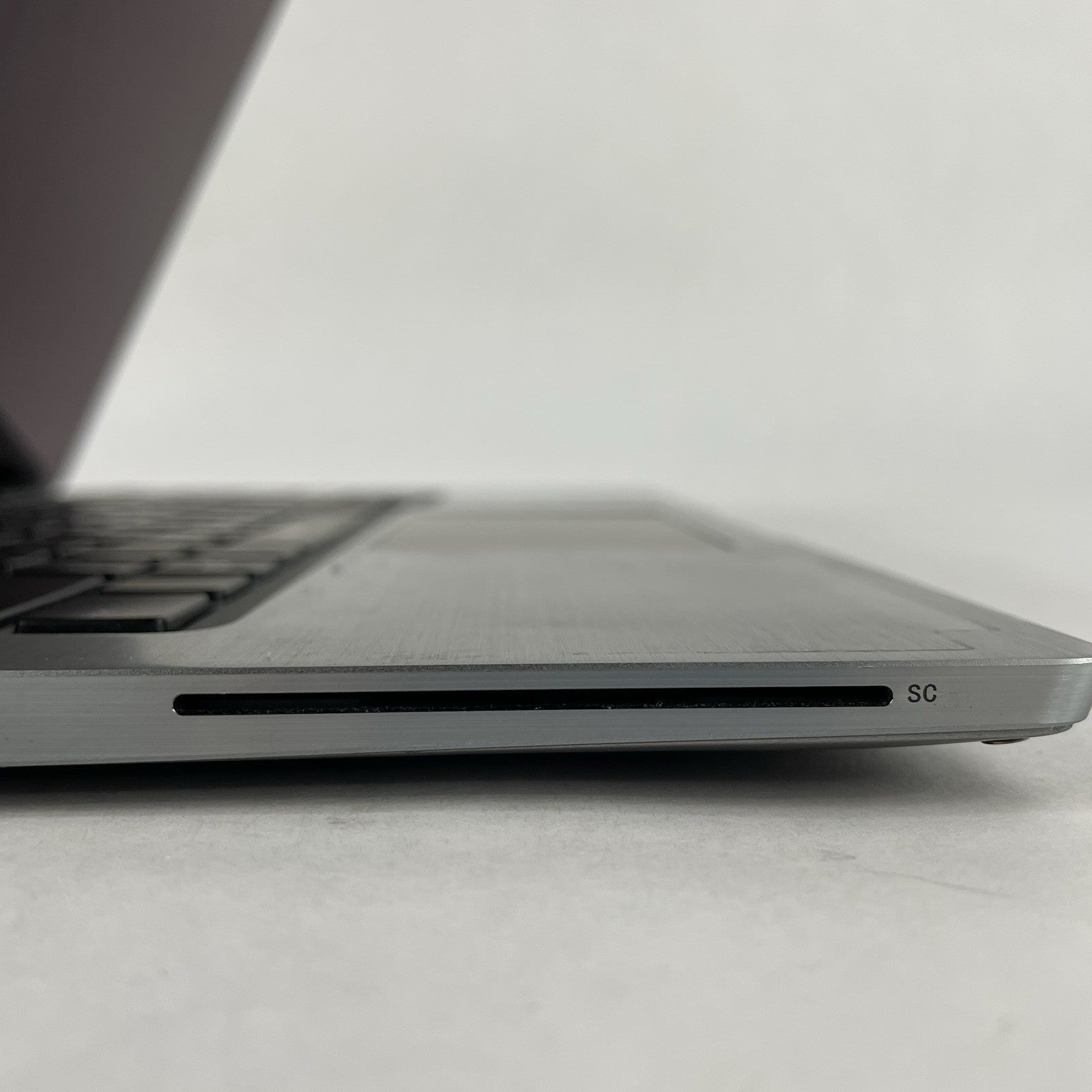 Dell Latitude 7400 2in1 14" i7-8665U 1.90 GHz 16 GB RAM No SSD/OS/AC/Batt8
