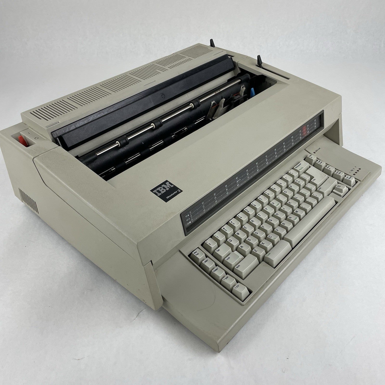 IBM Wheelwriter 3 Electronic Typewriter Parts or Repair