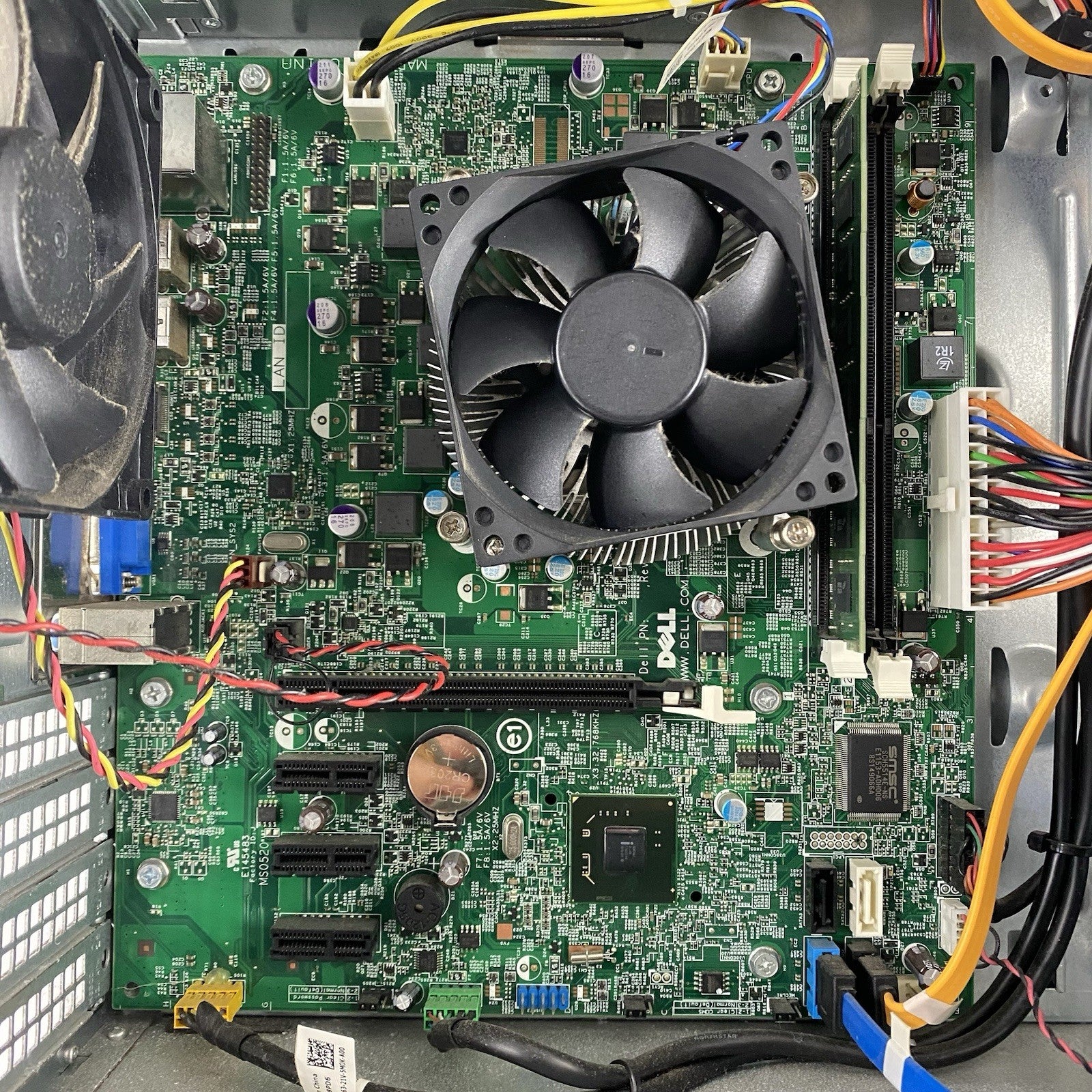 Dell OptiPlex 390 MT Intel Core i3-2120 3.3GHz 1x4GB RAM No HDD No OS11