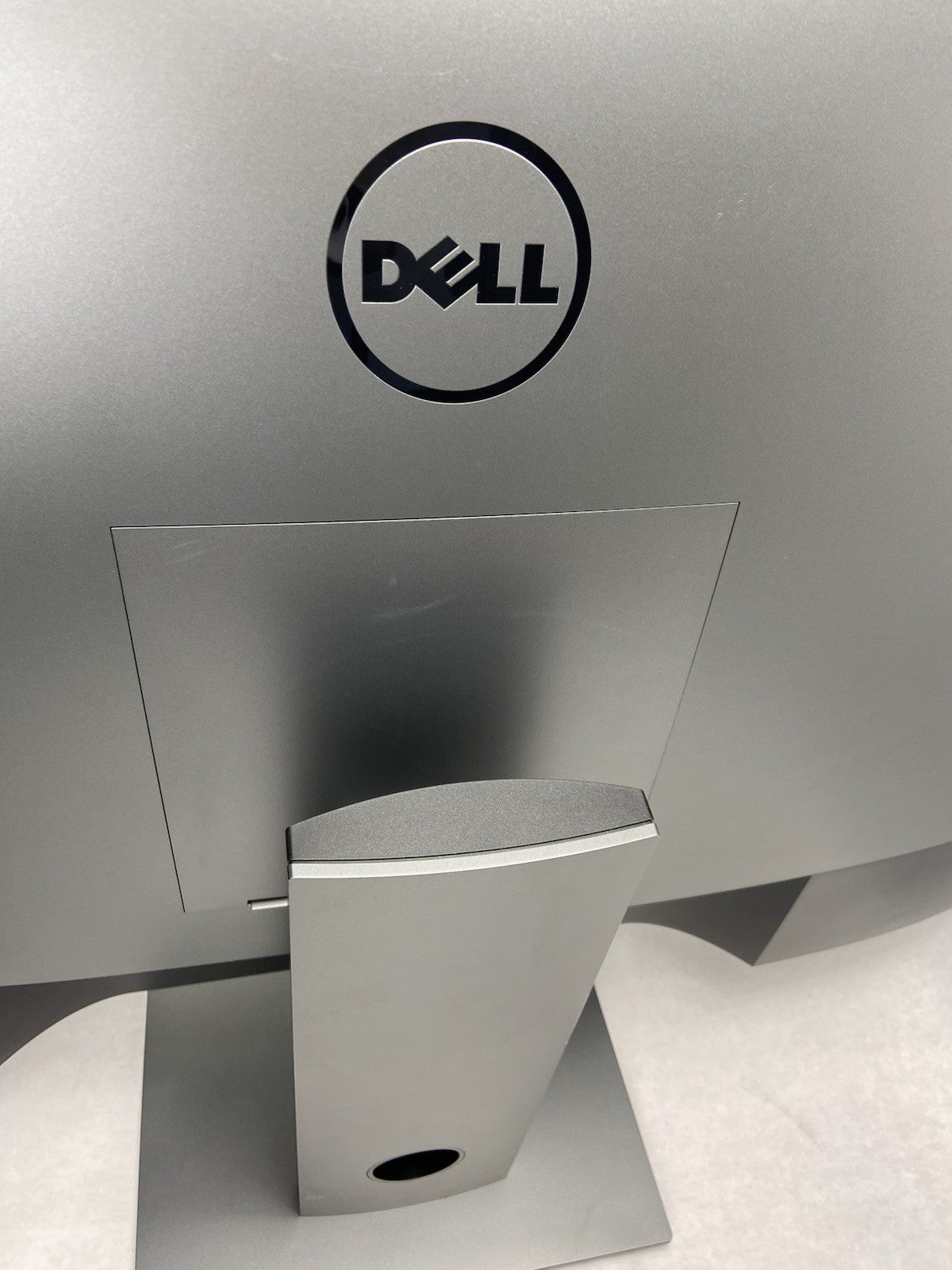 Dell Flat Panel Multi Client Monitor P4317Qc 43" In 4k UHD 3840x2160 With Stand