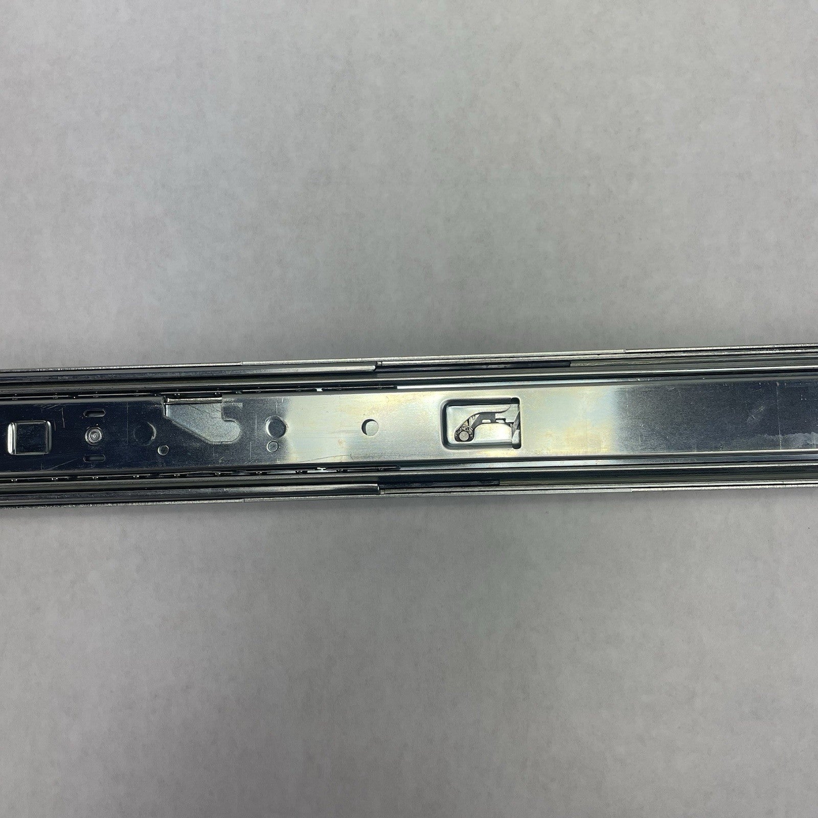 IBM Server Rail Kit 00D9374 00D93753  Left & Right