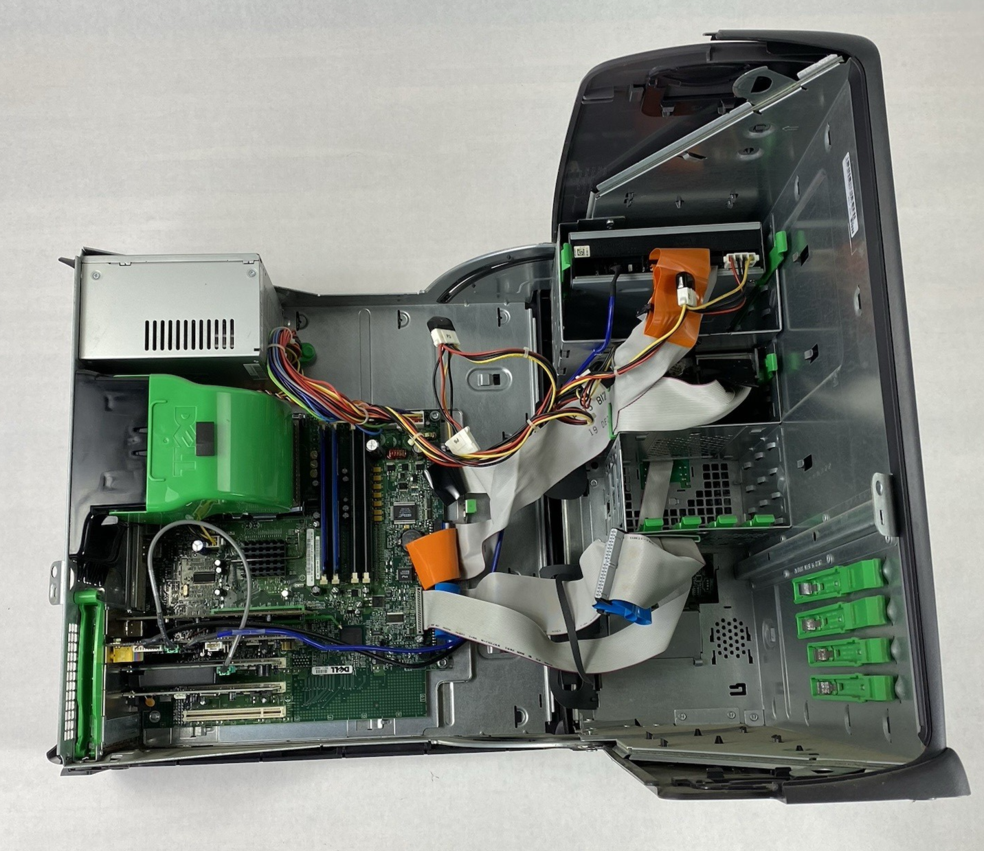 Dell Dimension 8200 MT Pentium 4 1.80GHz 256MB RAM No HDD No OS