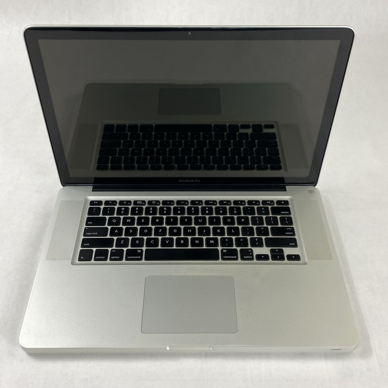Apple MacBook Pro A1286 2009 15" Core 2 Duo 4GB RAM 320GB HDD - Service Battery0