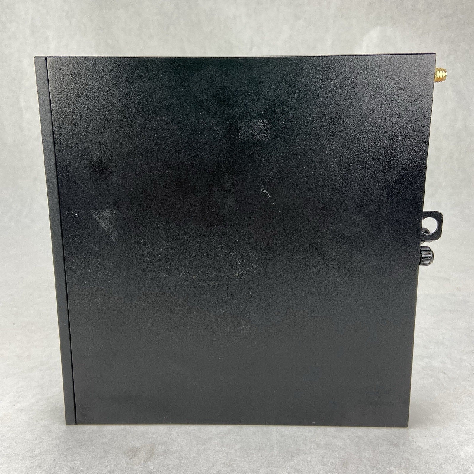 Dell Optiplex 7050 Micro Intel Core i7-7700T 2.9GHz 8GB RAM w/AC No HDDOS6