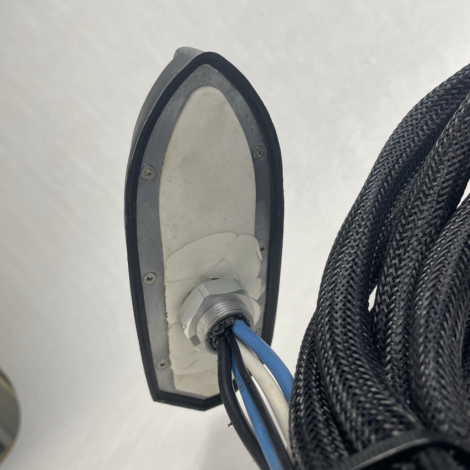 Antenna Module Black Braided Cable